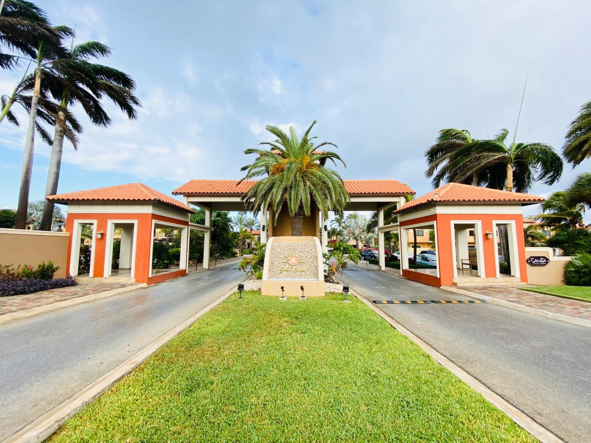Casa Azure Aruba Villa Palm Beach Buitenkant foto